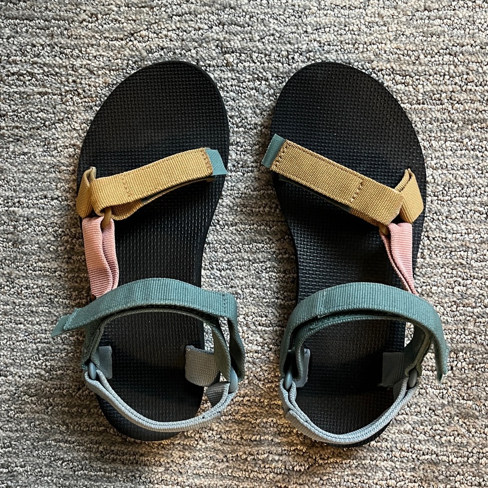 Teva Universal Sandal